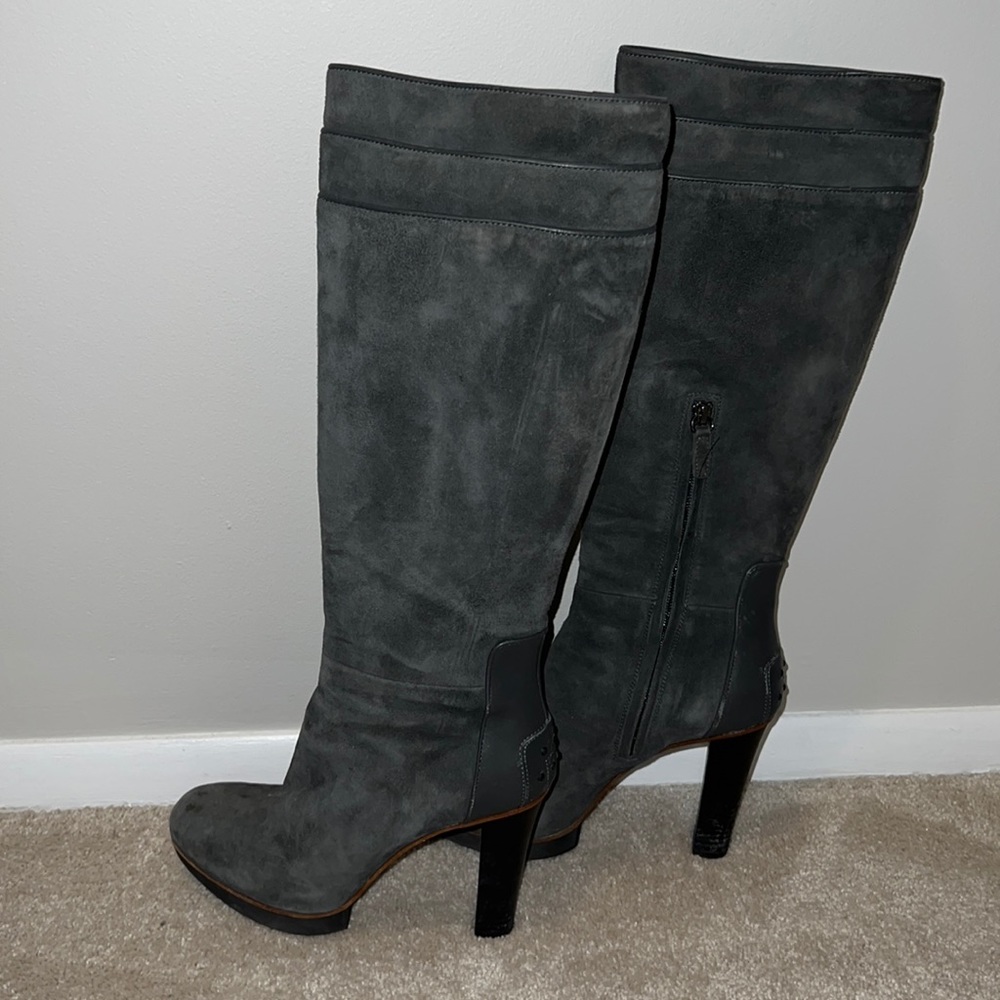 Tod’s Gray Suede Boots size 38.5